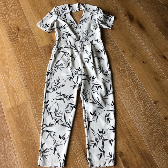 *NEVER WORN* Topshop Jumpsuit - Picture 2 of 3